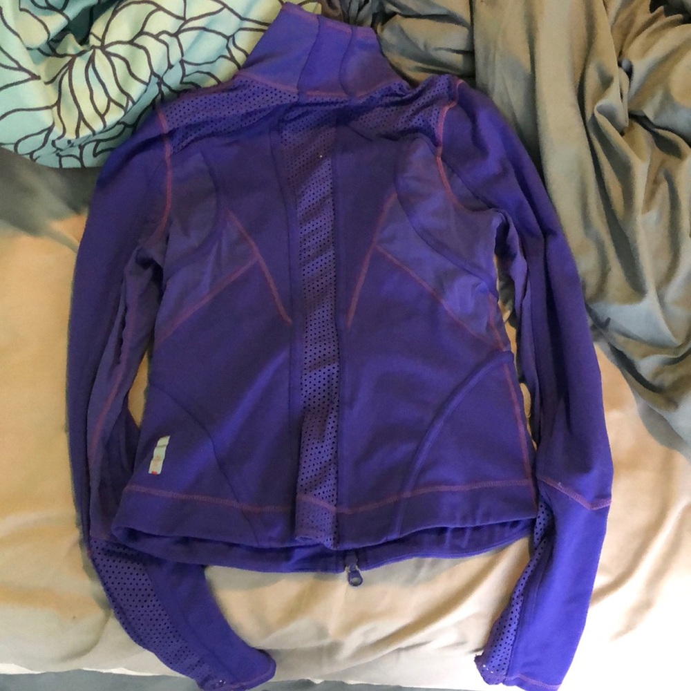 athletic jacket - Picture 2 of 3